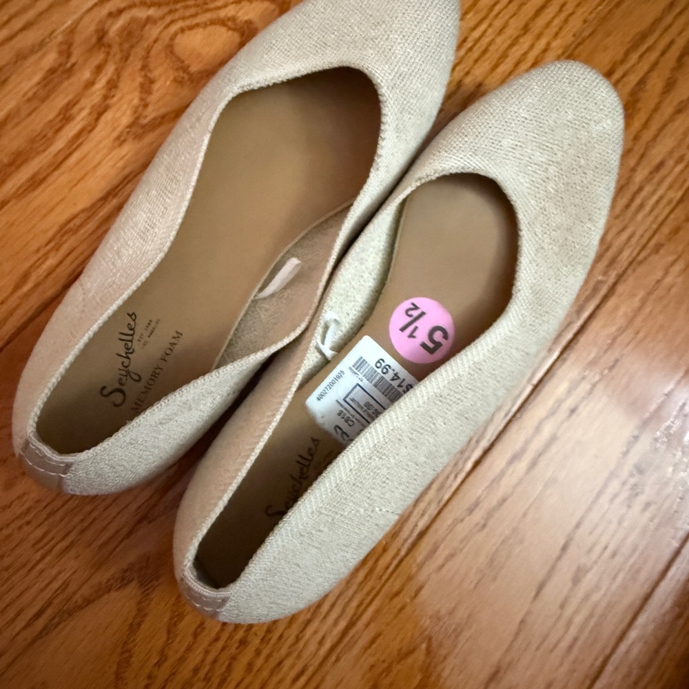 Seychelles Women's Tan Loafers